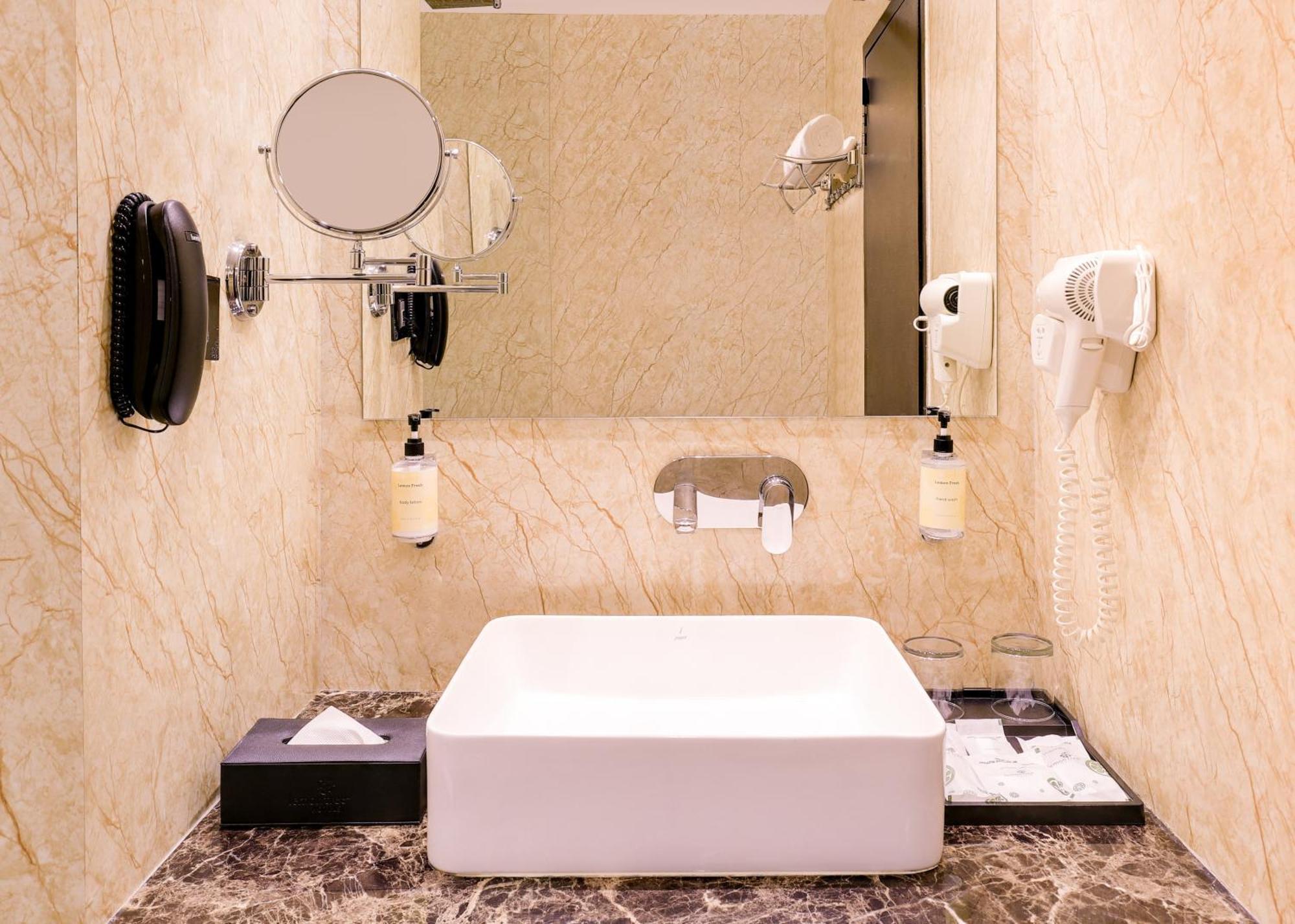 Lemon Tree Hotel Bhopal Zewnętrze zdjęcie